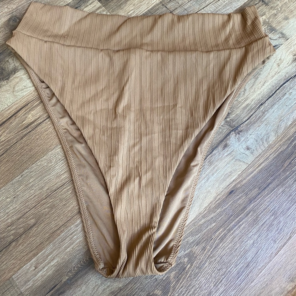 High waisted bottoms